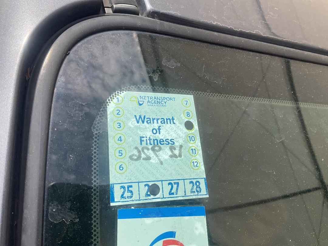 Photo '14' of Mazda Axela