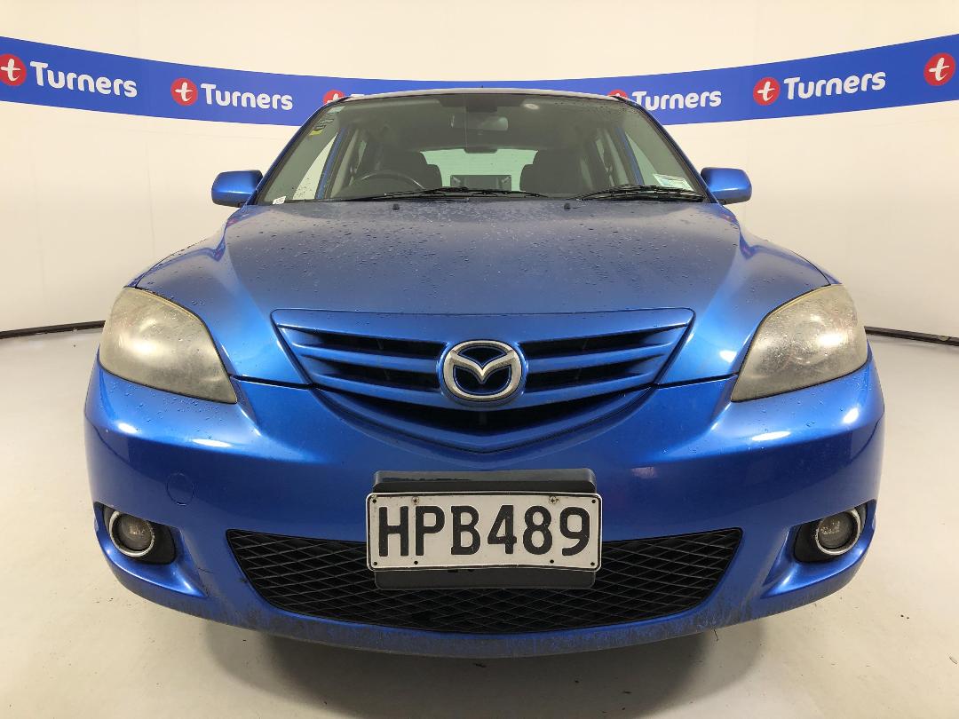 Photo '2' of Mazda Axela