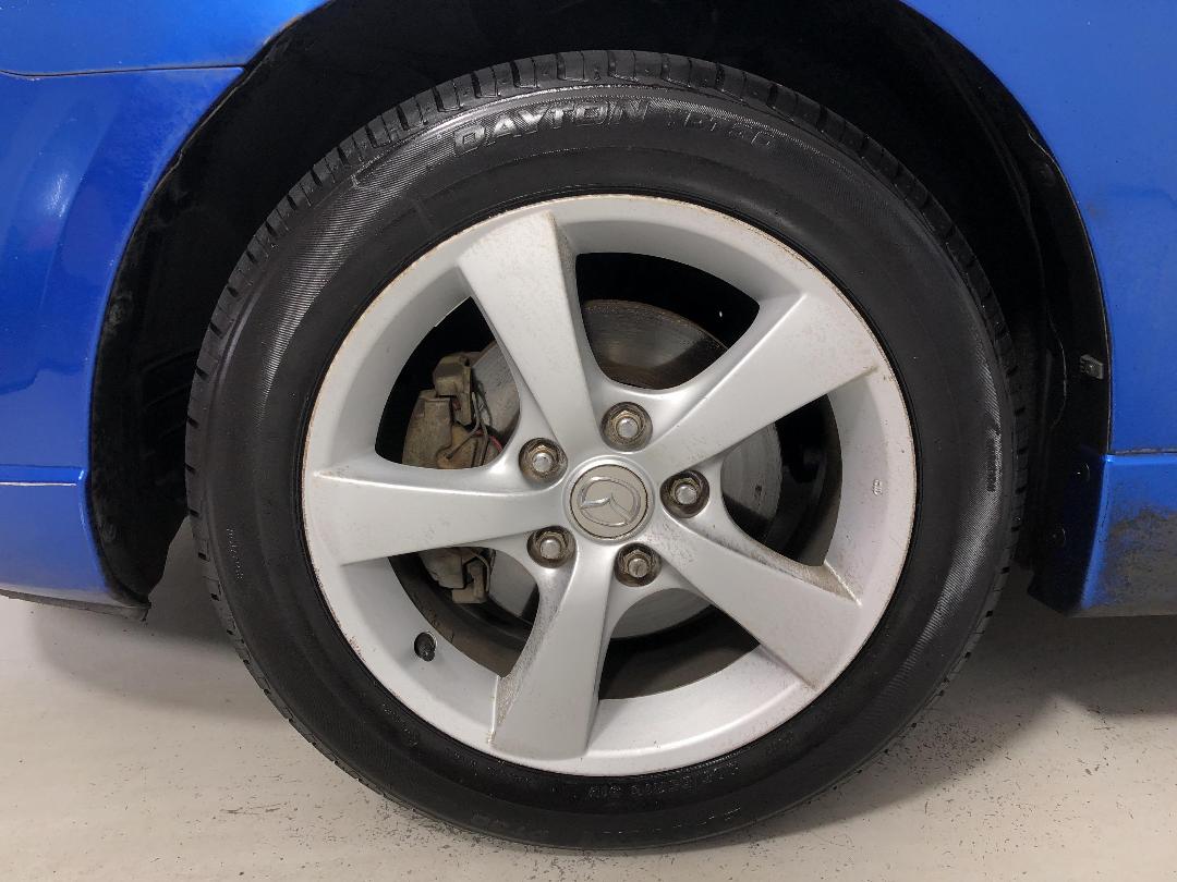 Photo '10' of Mazda Axela