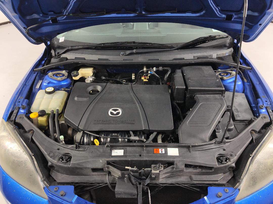 Photo '13' of Mazda Axela