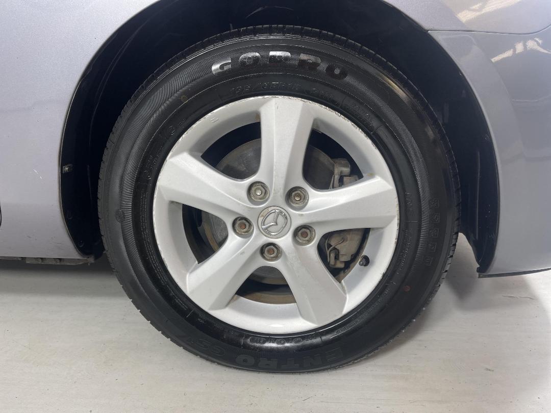 Photo '9' of Mazda Axela Photo '9' of Mazda Axela