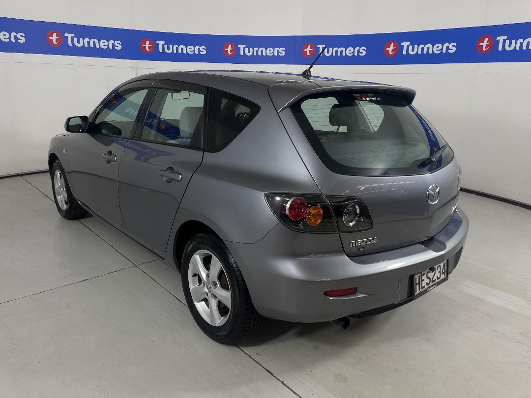 Photo '5' of Mazda Axela Photo '5' of Mazda Axela