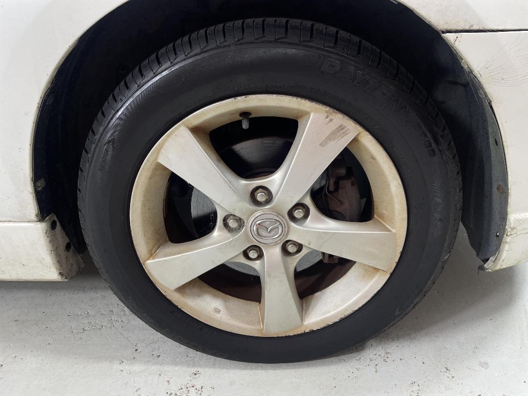 Photo '9' of Mazda Axela