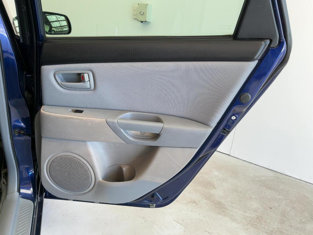 Photo '19' of Mazda Axela