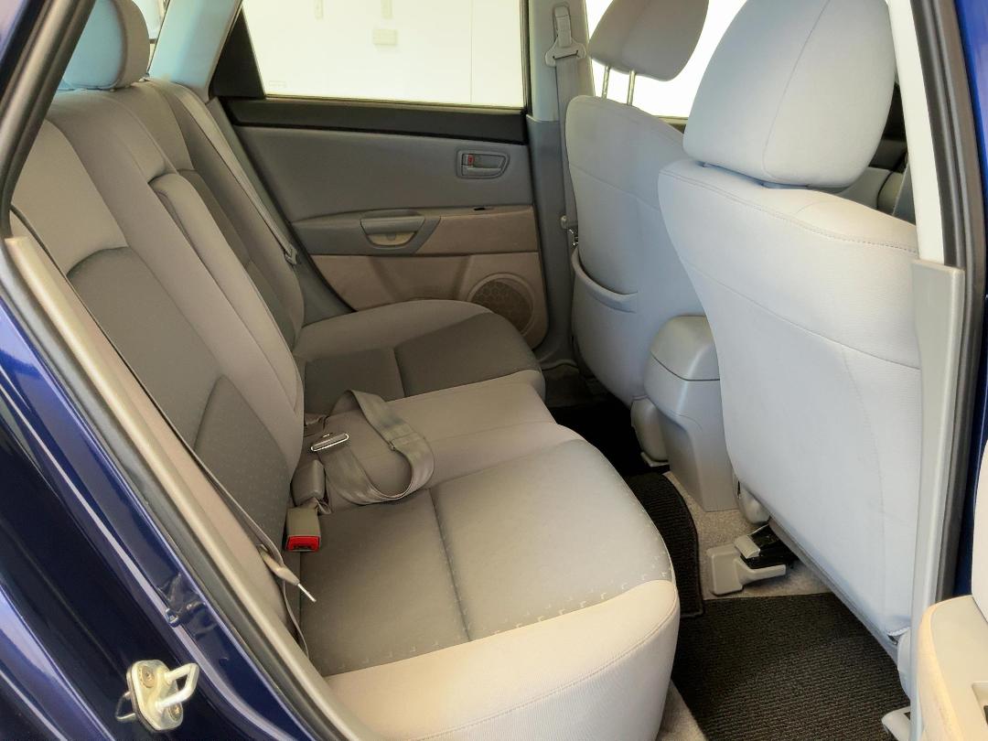 Photo '20' of Mazda Axela