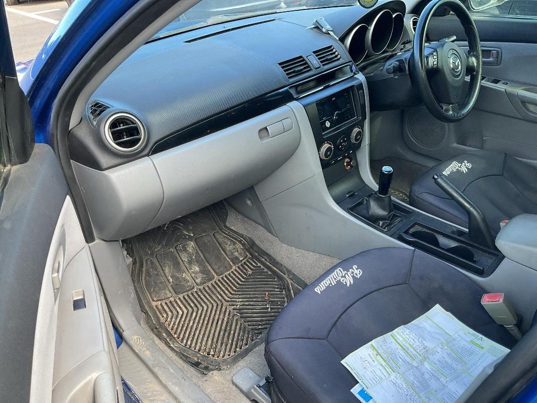 Photo '15' of Mazda Axela Photo '15' of Mazda Axela