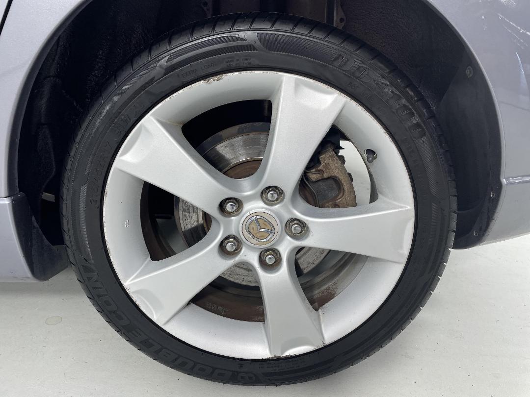 Photo '11' of Mazda Axela