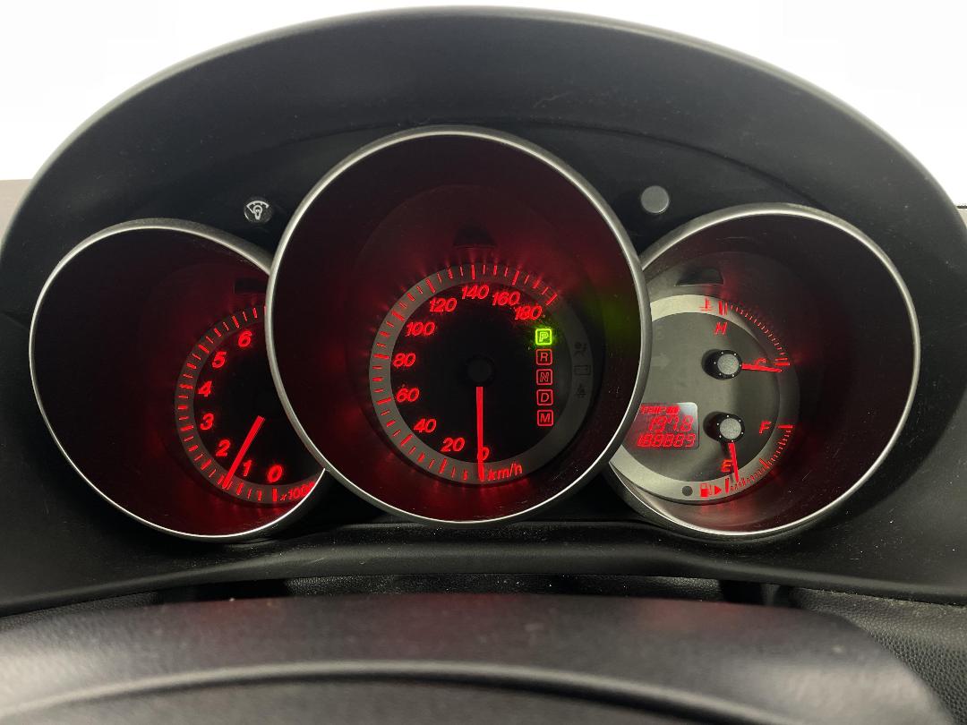 Photo '21' of Mazda Axela