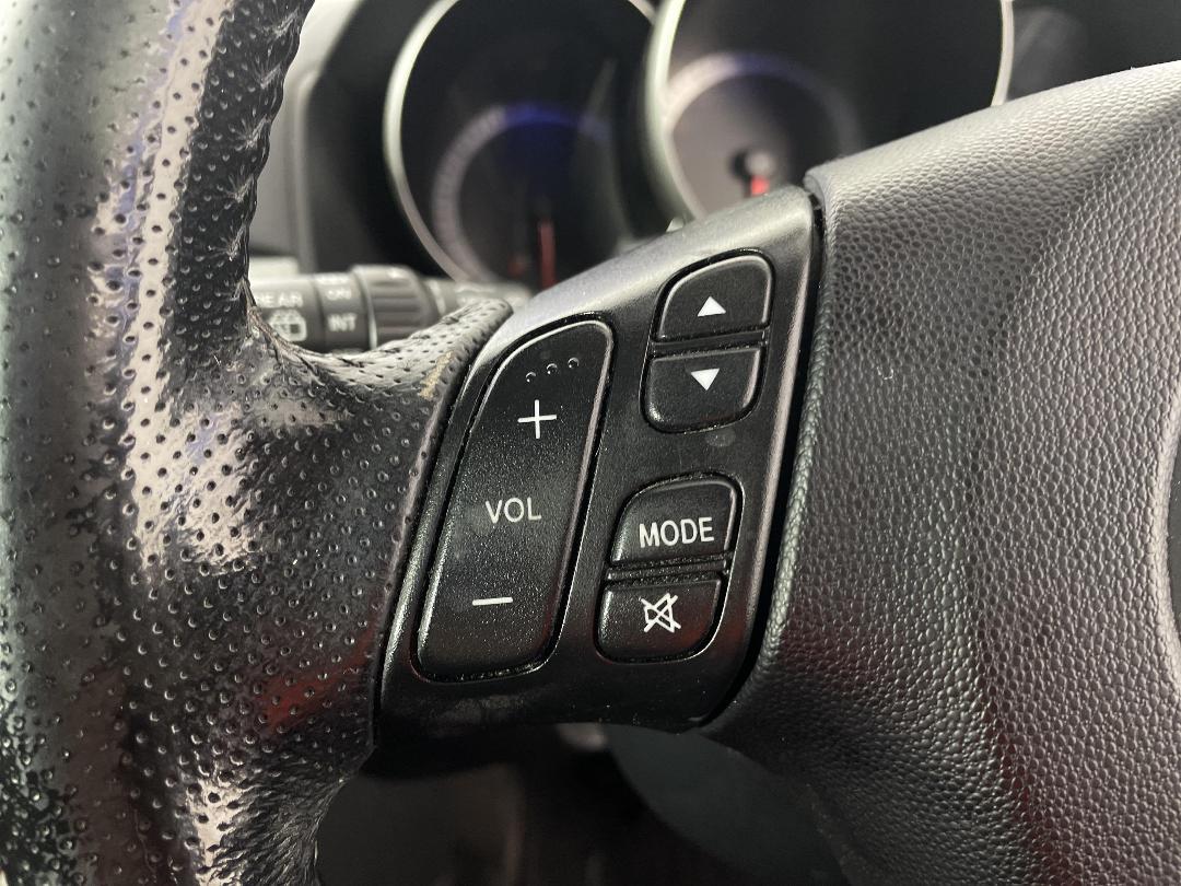 Photo '23' of Mazda Axela