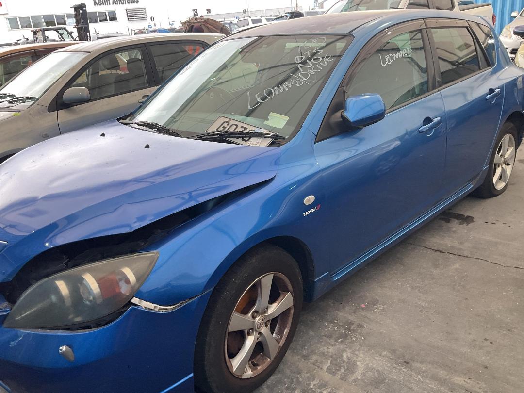 Photo '2' of Mazda Axela