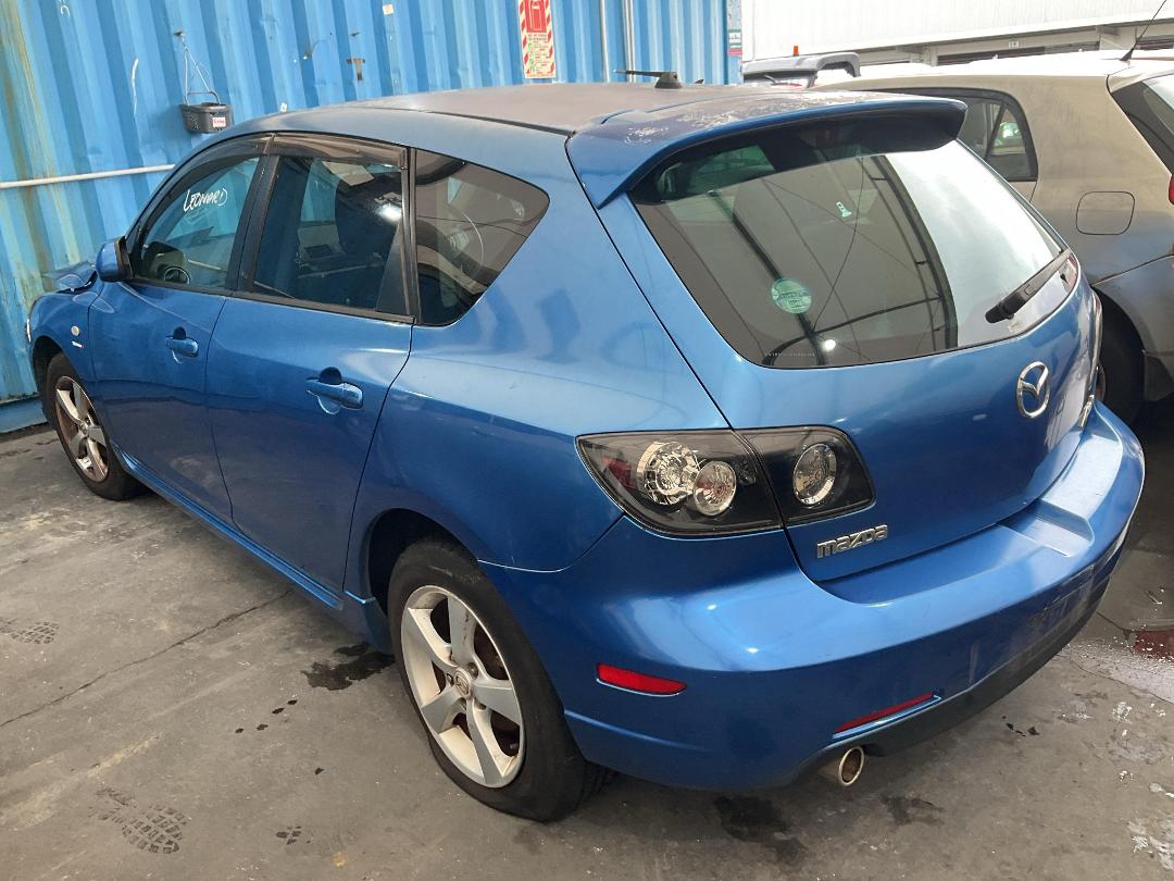 Photo '3' of Mazda Axela