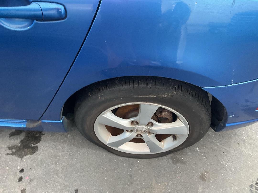 Photo '13' of Mazda Axela