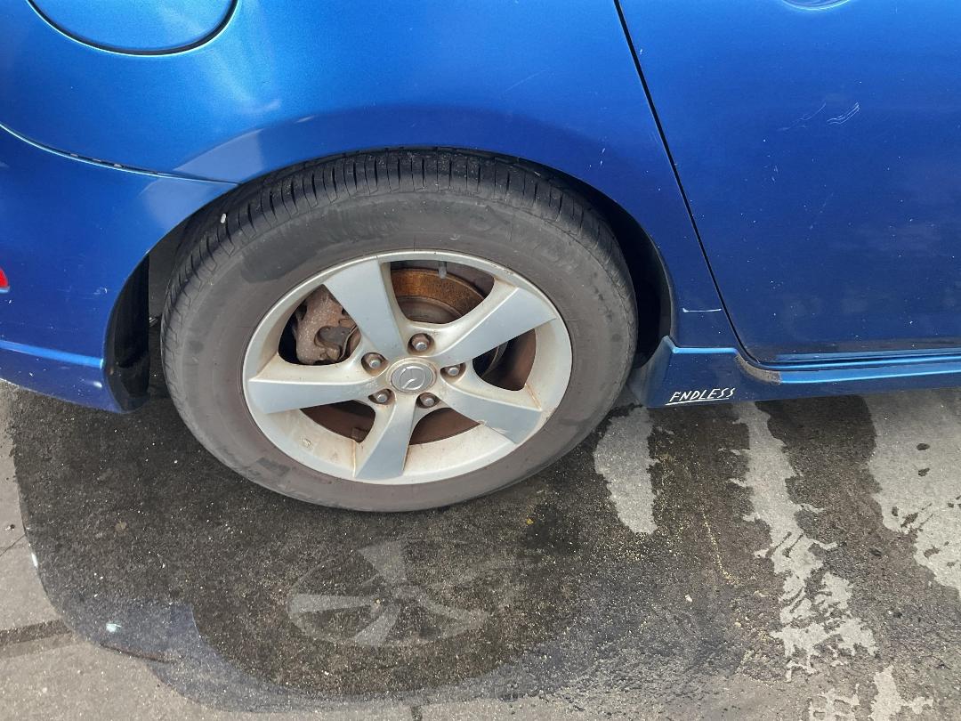 Photo '14' of Mazda Axela