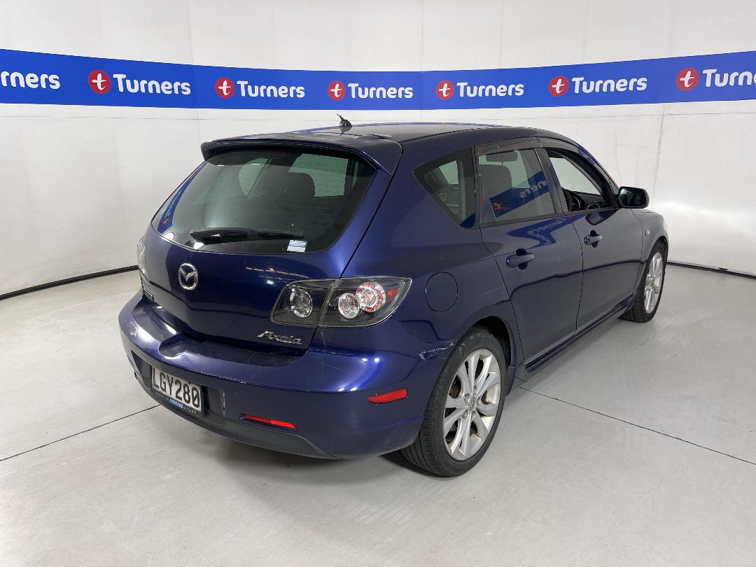 Photo '6' of Mazda Axela