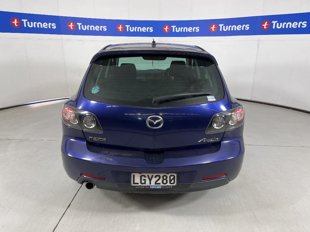 Photo '5' of Mazda Axela