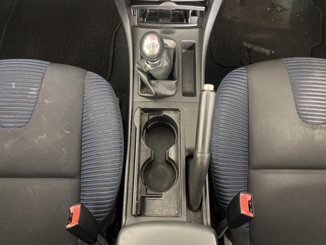 Photo '21' of Mazda Axela