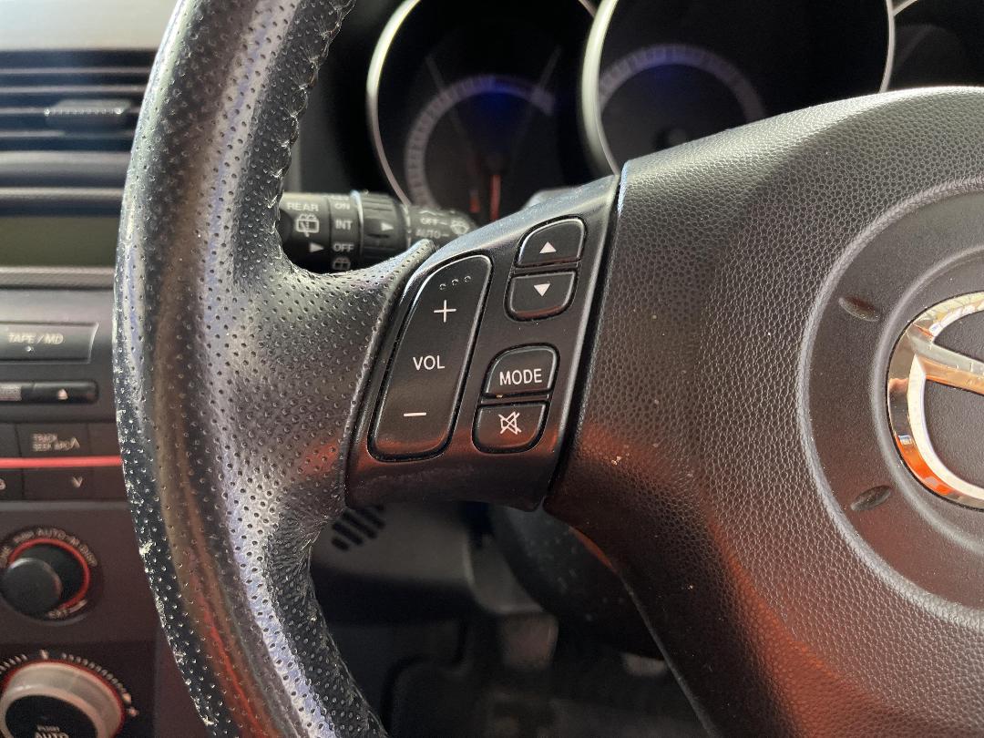 Photo '23' of Mazda Axela