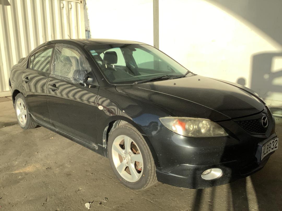 Photo '2' of Mazda Axela Photo '2' of Mazda Axela