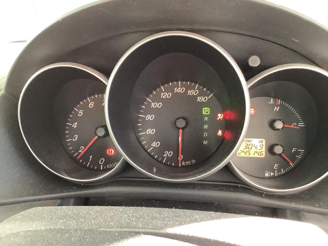 Photo '13' of Mazda Axela Photo '13' of Mazda Axela