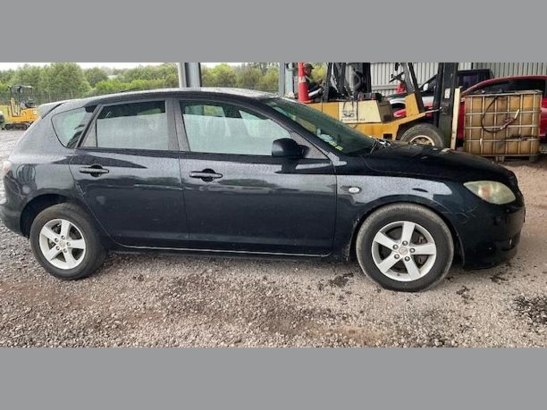 Photo '4' of Mazda Axela