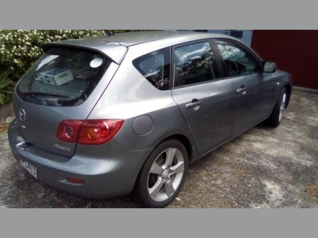 Photo '12' of Mazda Axela Sport