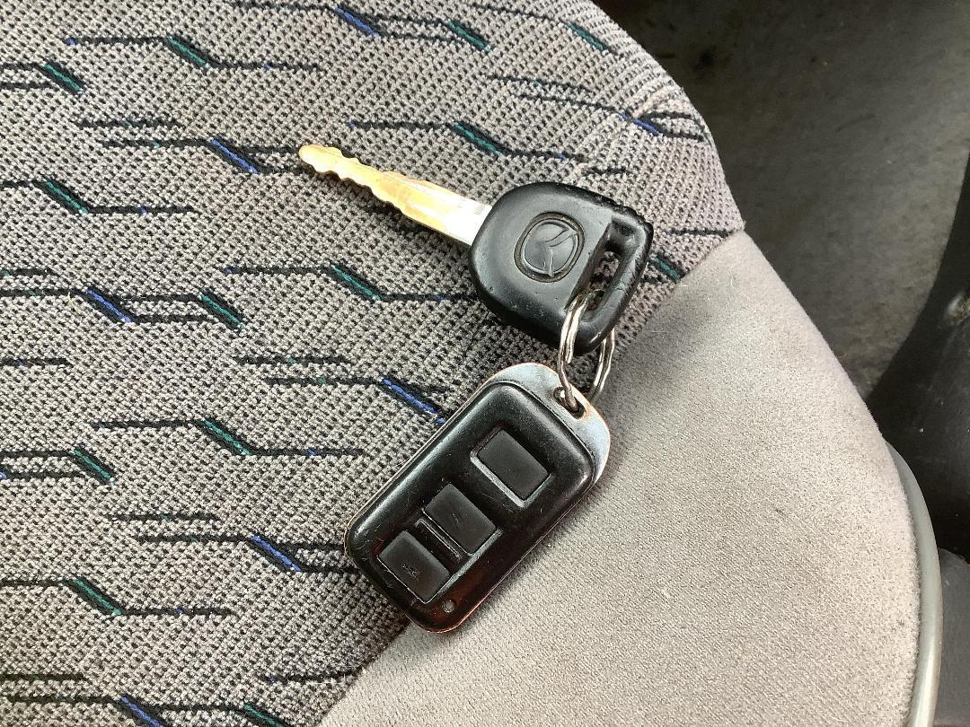 Photo '15' of Mazda Bounty D/CAB W/S DX AB