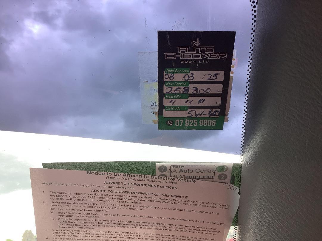 Photo '18' of Mazda Bounty D/CAB W/S DX AB