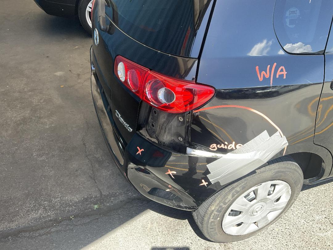 Photo '15' of Mazda Demio Photo '15' of Mazda Demio