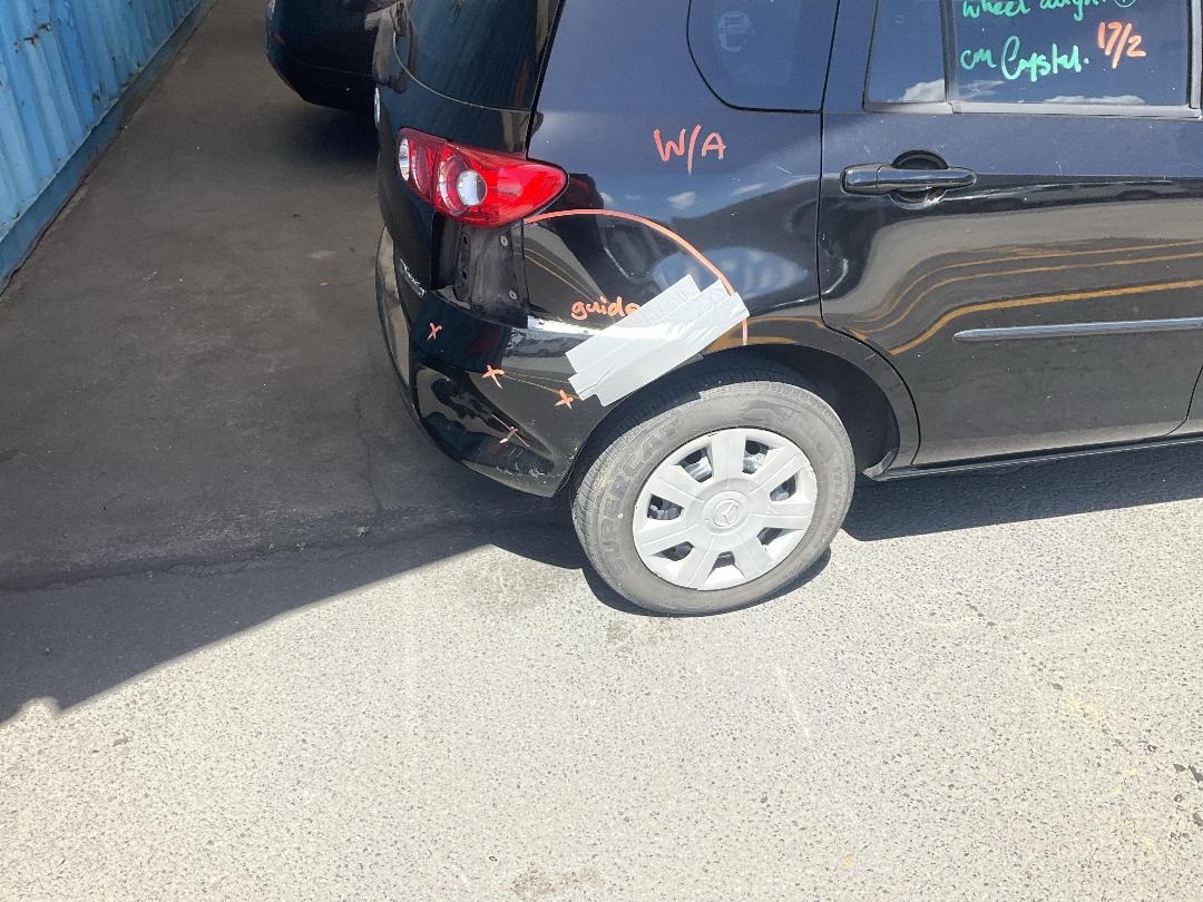 Photo '14' of Mazda Demio Photo '14' of Mazda Demio