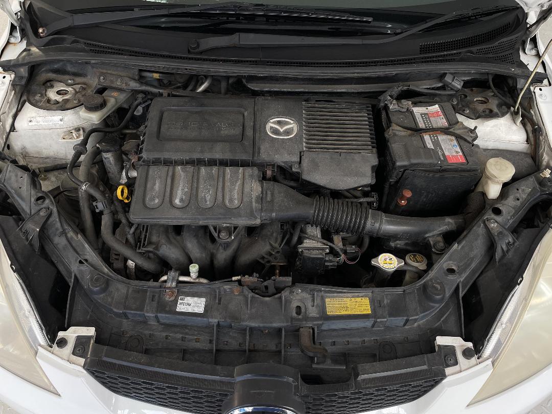 Photo '13' of Mazda Demio Photo '13' of Mazda Demio