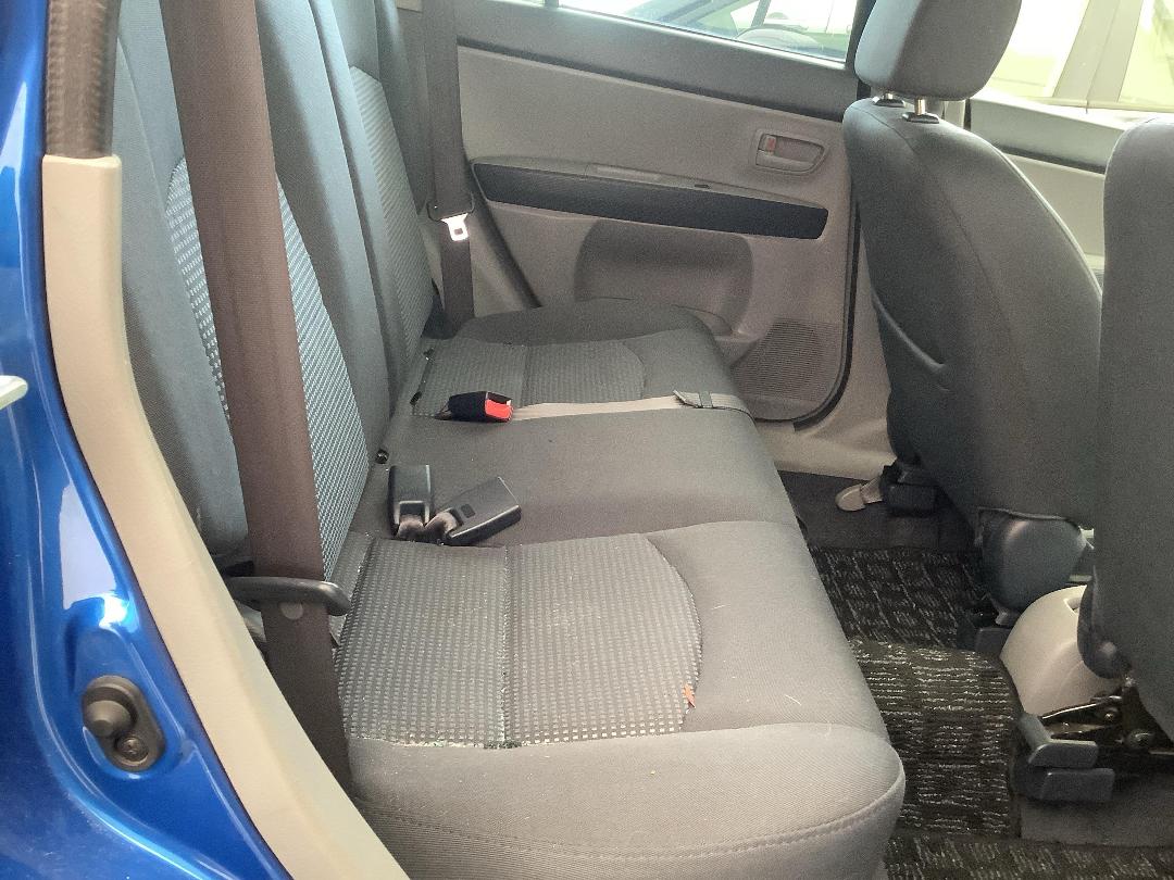 Photo '9' of Mazda Demio Photo '9' of Mazda Demio