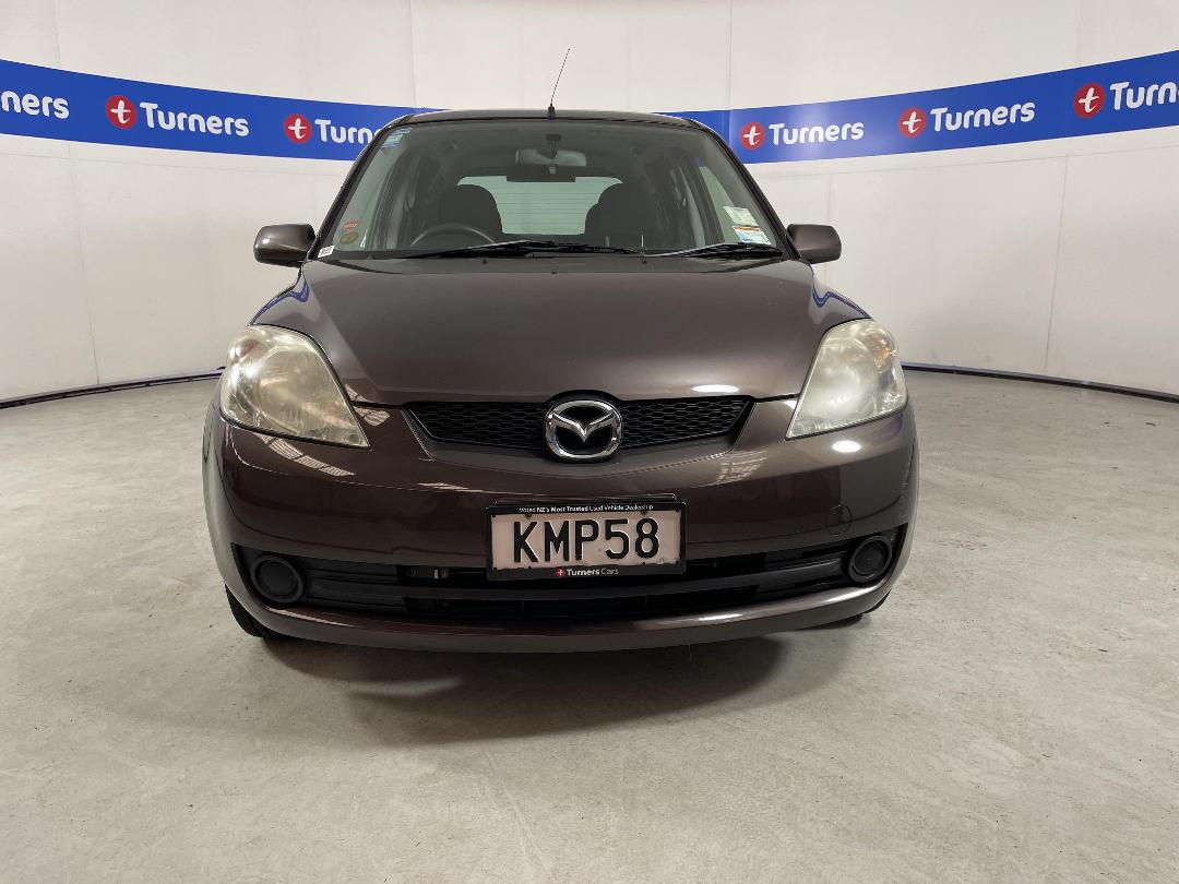 Photo '2' of Mazda Demio