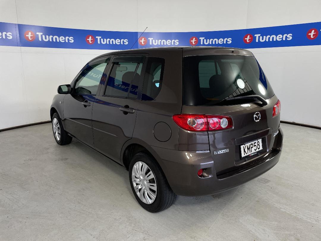 Photo '5' of Mazda Demio