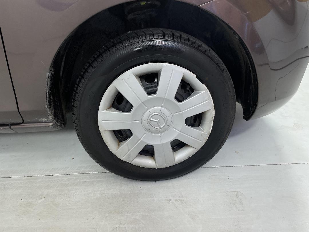 Photo '9' of Mazda Demio