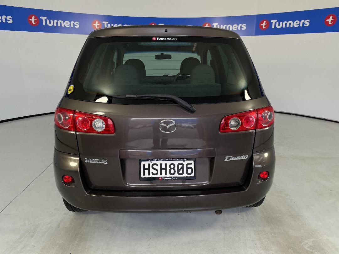 Photo '6' of Mazda Demio