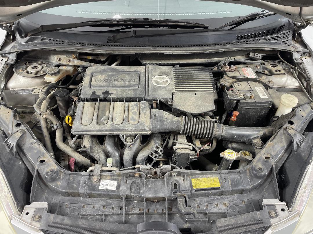 Photo '13' of Mazda Demio Photo '13' of Mazda Demio