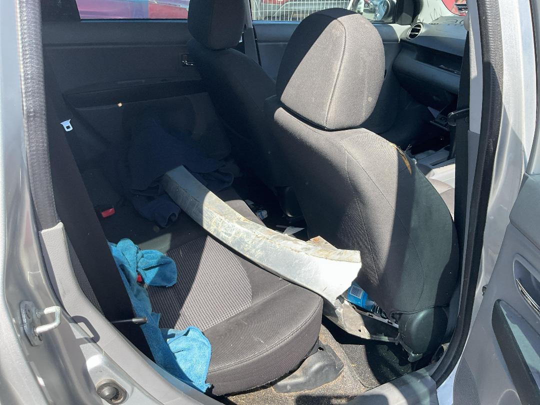 Photo '12' of Mazda Demio Photo '12' of Mazda Demio