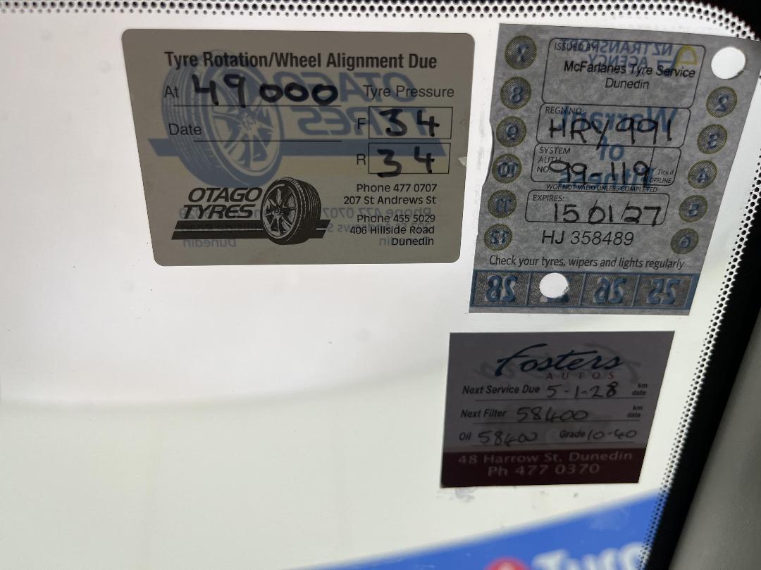 Photo '24' of Mazda Demio Photo '24' of Mazda Demio