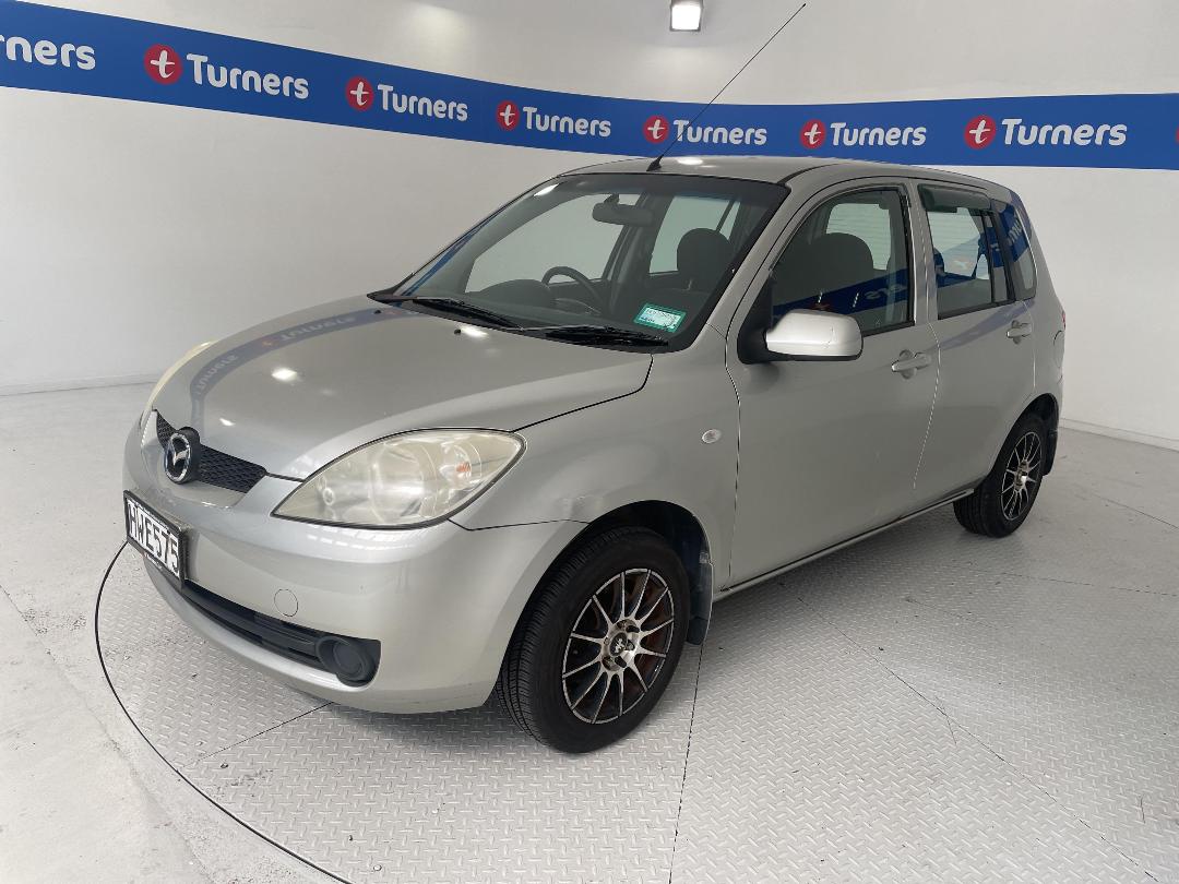 Photo '4' of Mazda Demio