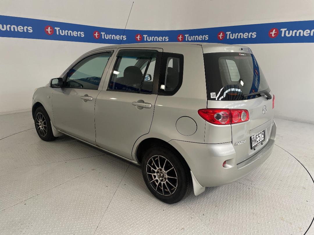 Photo '5' of Mazda Demio