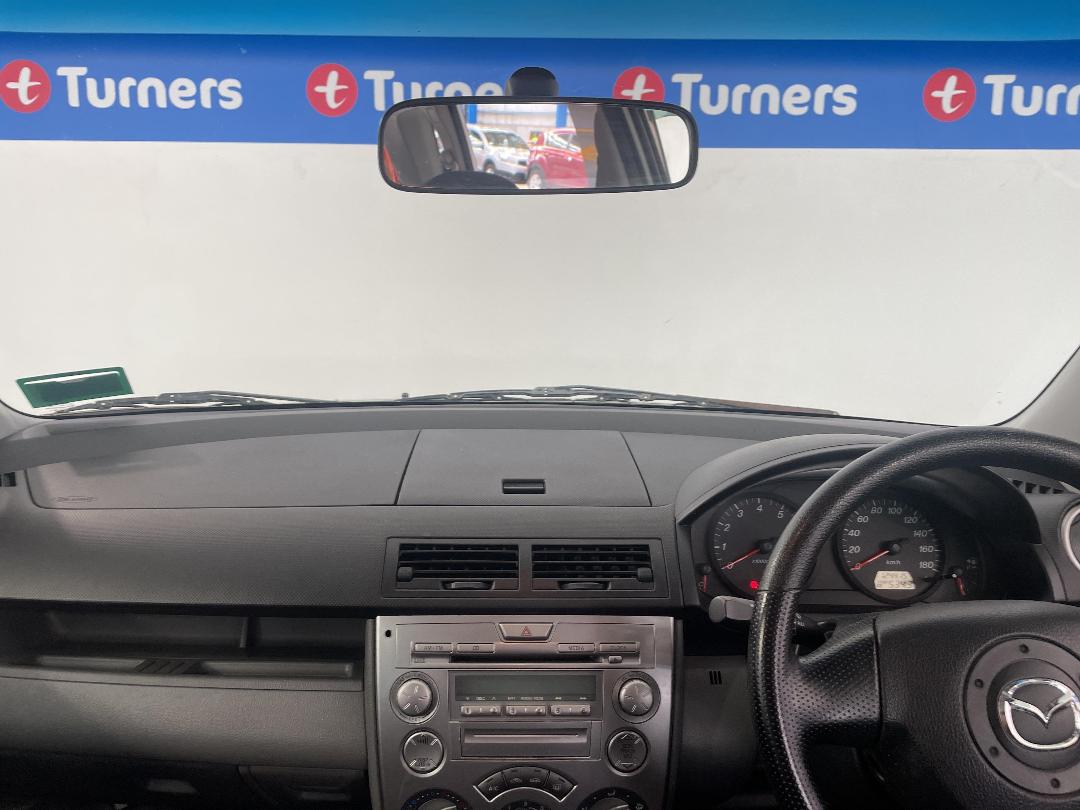 Photo '17' of Mazda Demio