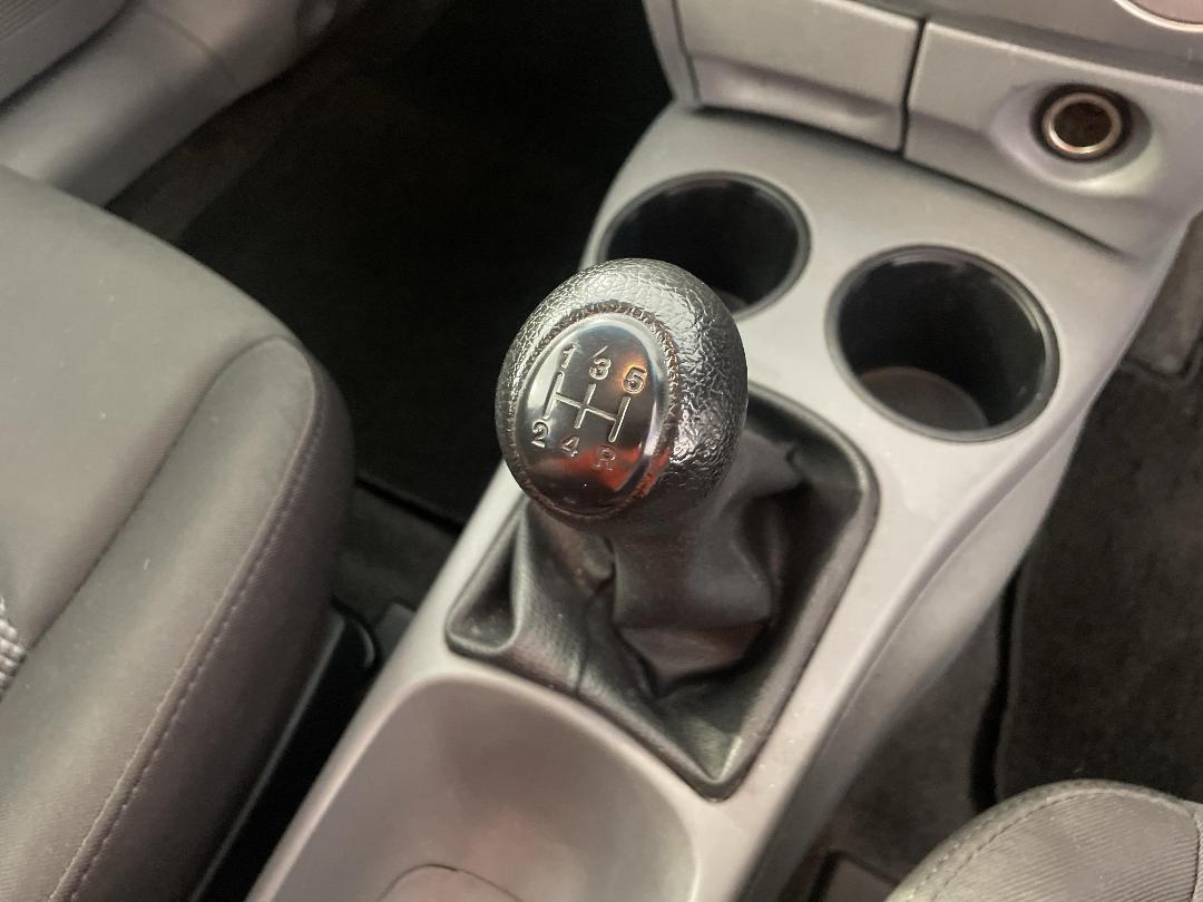 Photo '27' of Mazda Demio