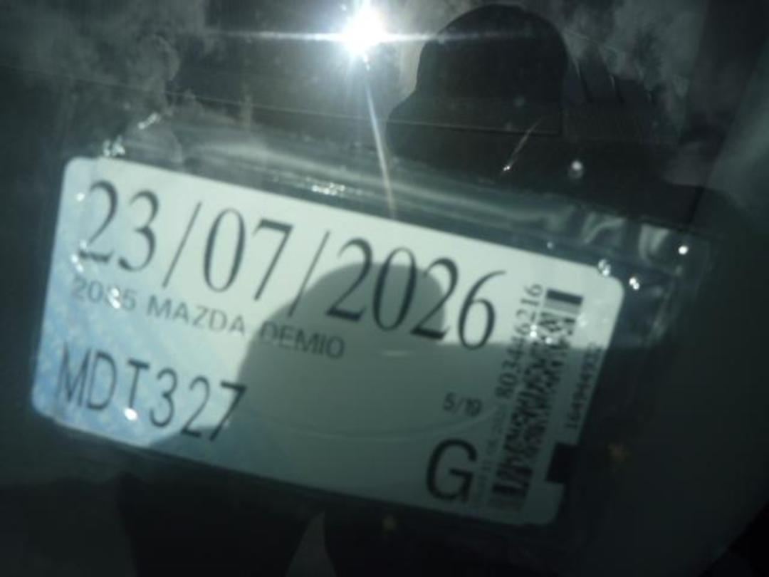 Photo '5' of Mazda Demio