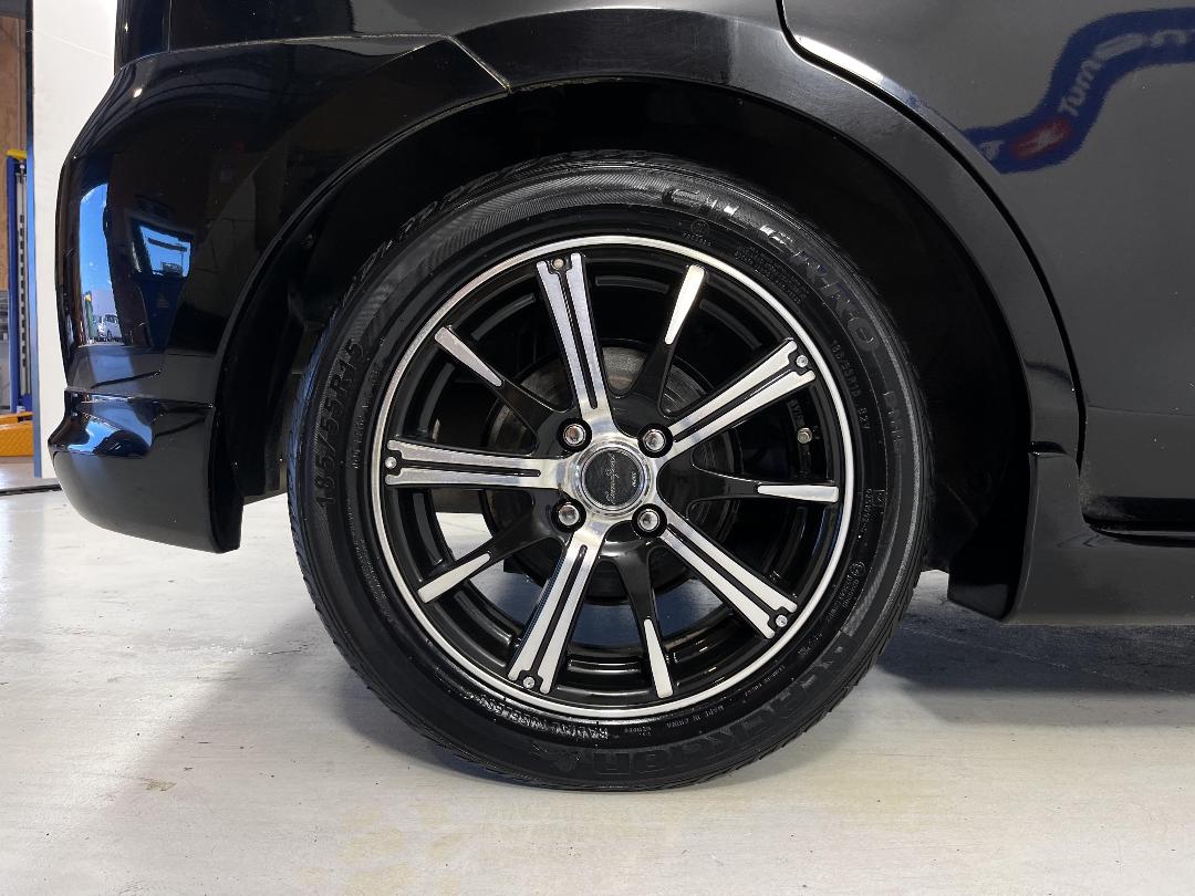 Photo '12' of Mazda Demio