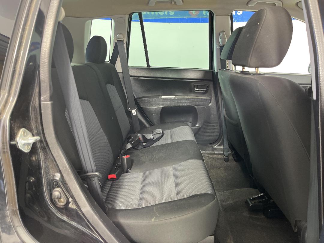 Photo '20' of Mazda Demio