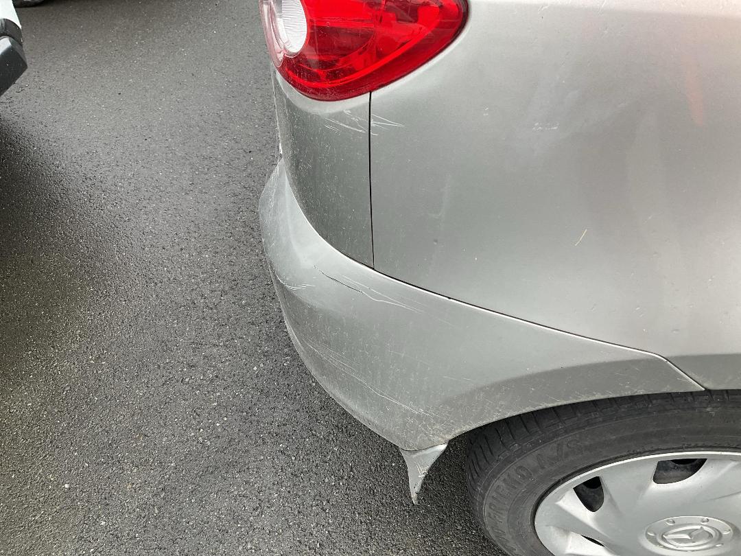 Photo '7' of Mazda Demio