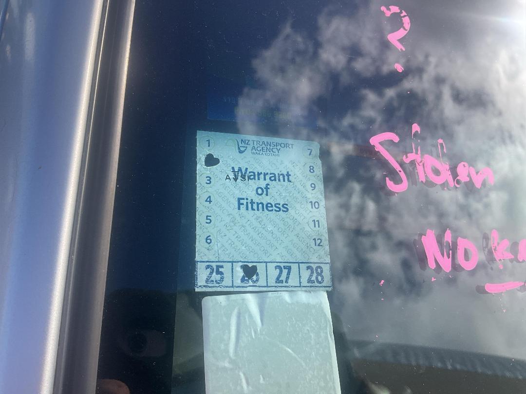 Photo '14' of Mazda Demio