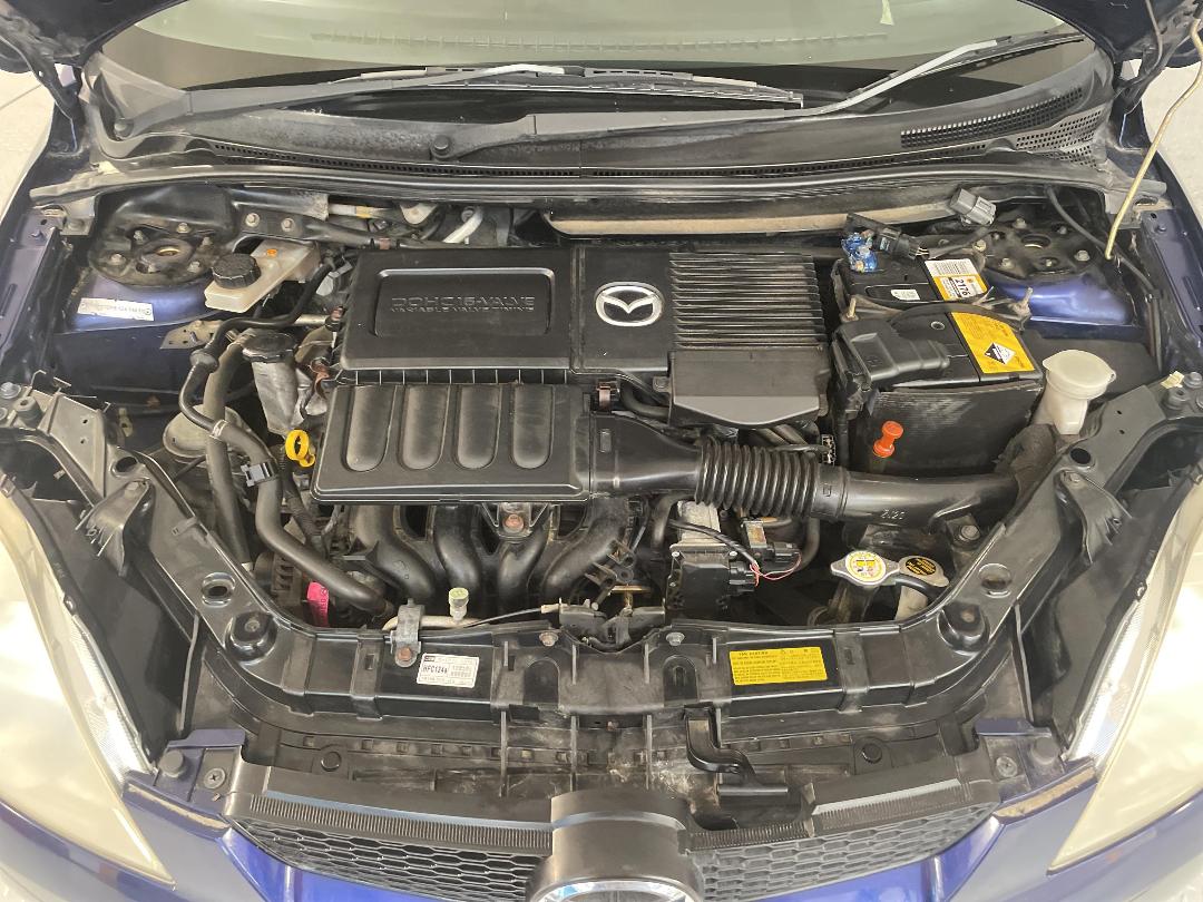 Photo '13' of Mazda Demio Photo '13' of Mazda Demio