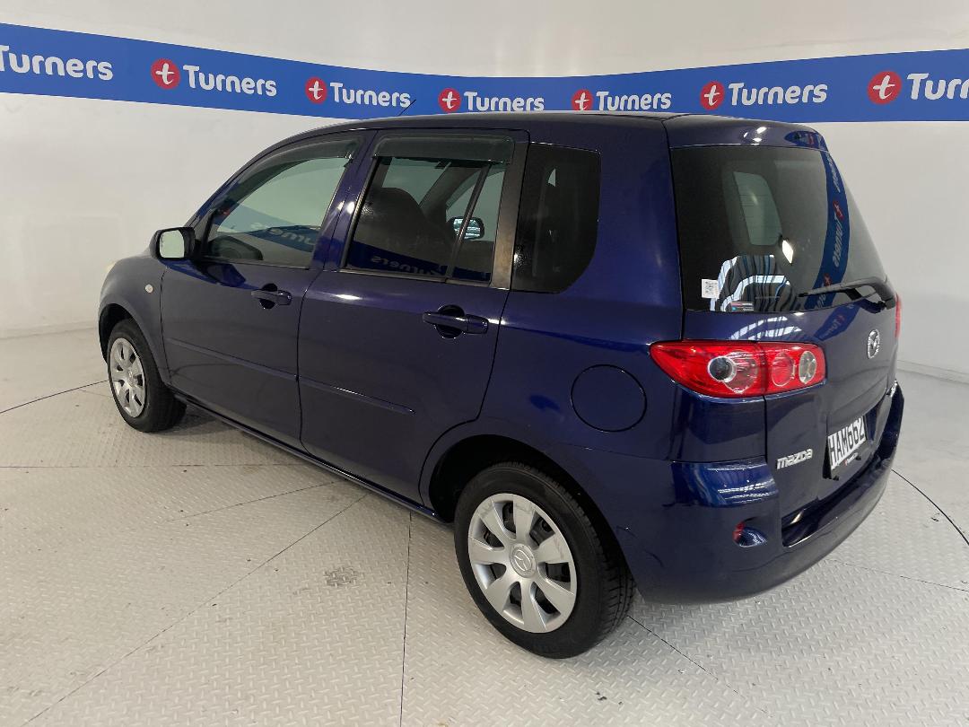 Photo '5' of Mazda Demio Photo '5' of Mazda Demio