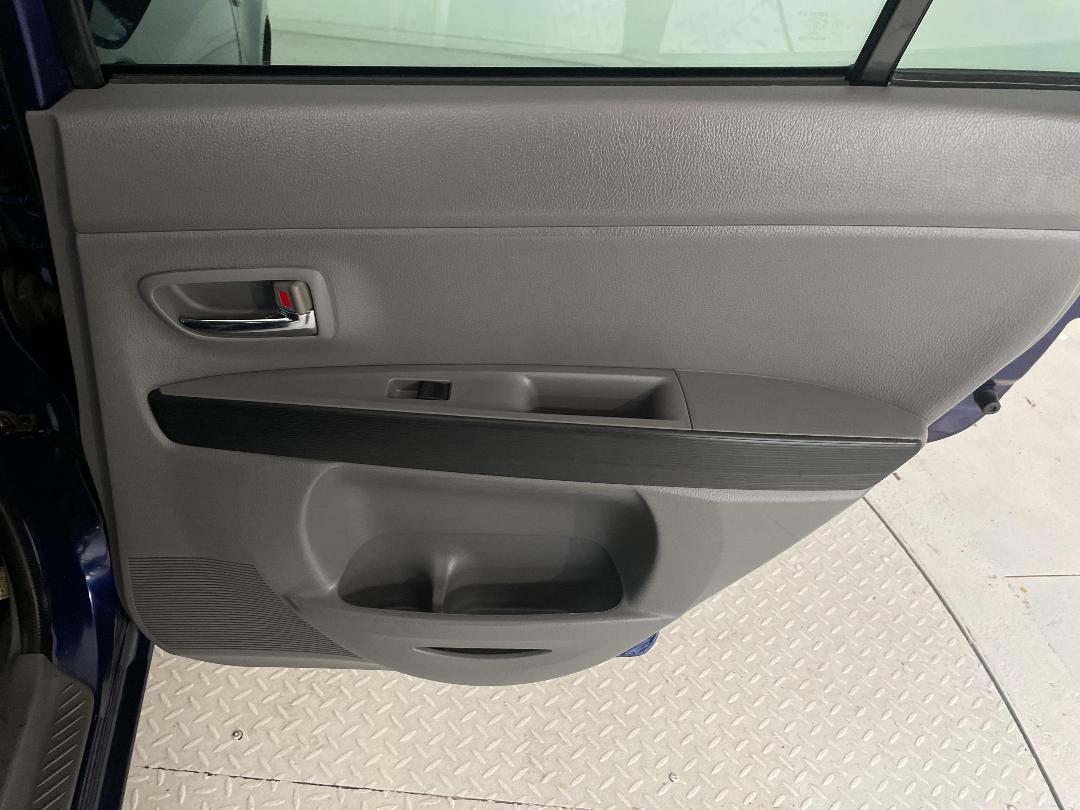 Photo '19' of Mazda Demio Photo '19' of Mazda Demio